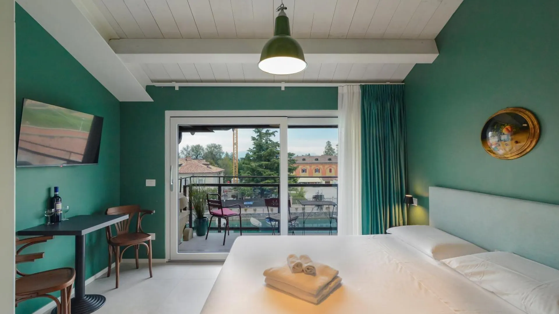 Cabanon Urban Apartments Peschiera del Garda 0*,