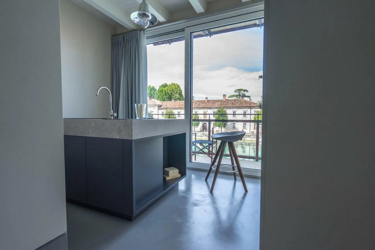 Cabanon Urban Apartments Peschiera del Garda