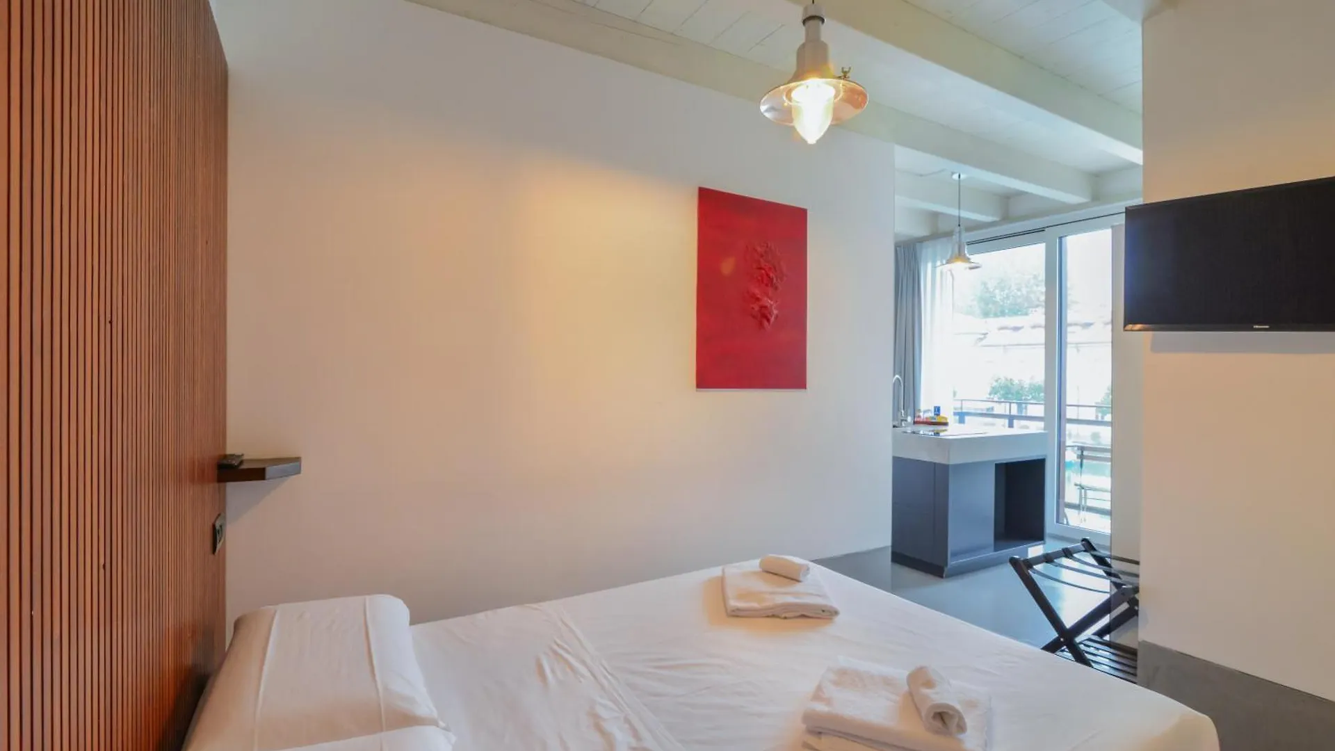 Cabanon Urban Apartments Peschiera del Garda Italy